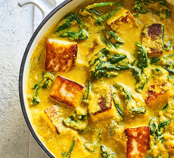 Paneer korma Paneer korma in a large pot